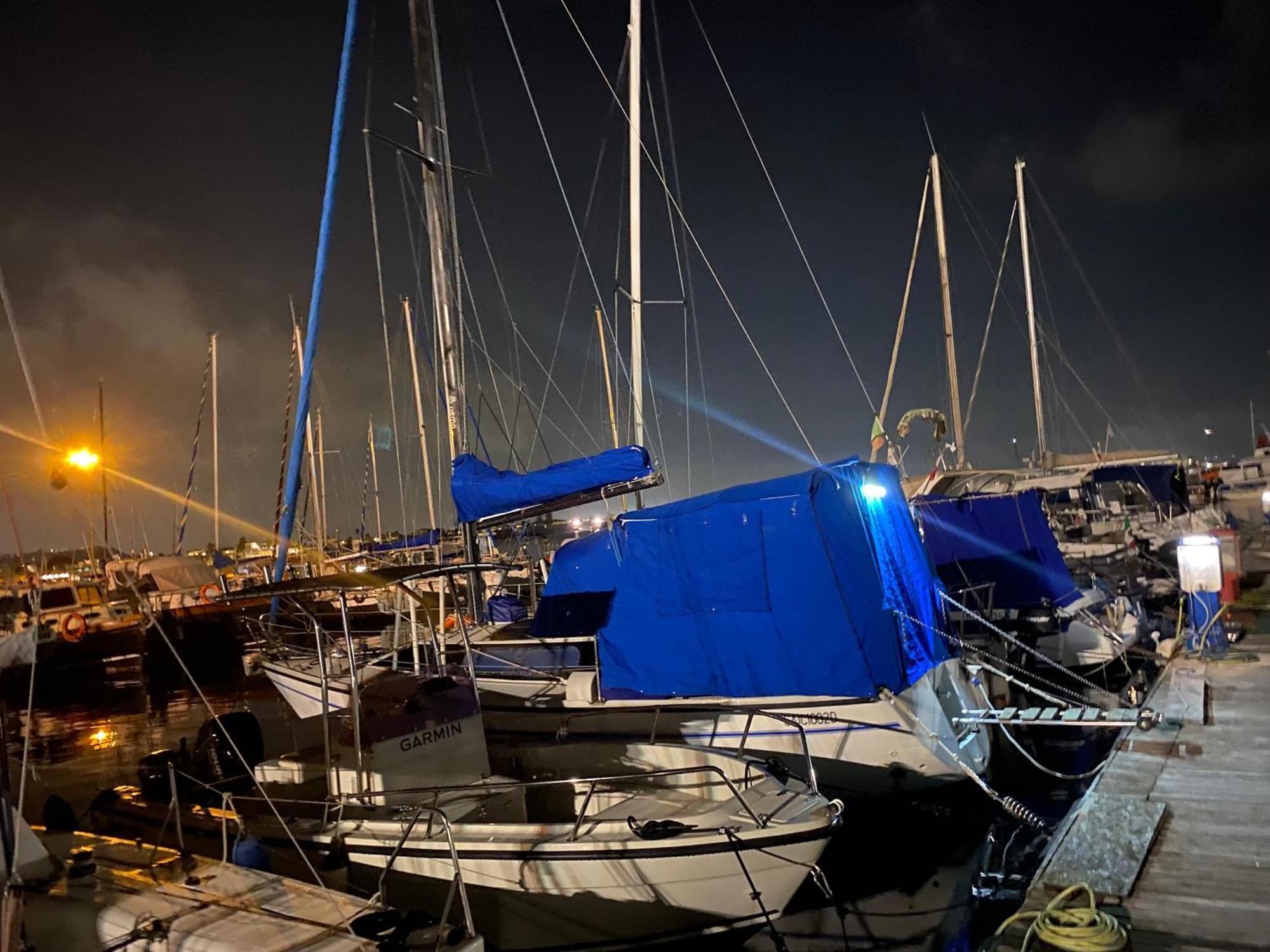 Botel Barca A Vela 8,50 Treduelle Cagliari